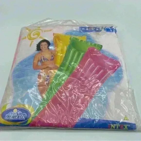 Vintage The Wet Set 59703 Inflatable Pool Raft 72”x27" Intex Pink 2002 - Picture 1 of 4
